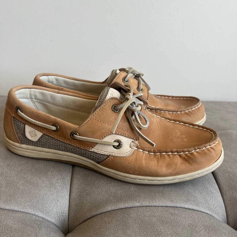 Women's Tan Leather Boat Shoes